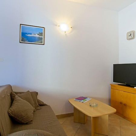 Apartmani Dorita Mali Lošinj Exterior foto