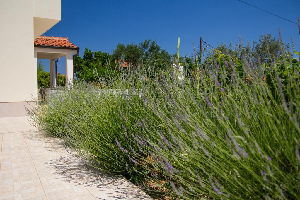 Apartmani Dorita Mali Lošinj Exterior foto