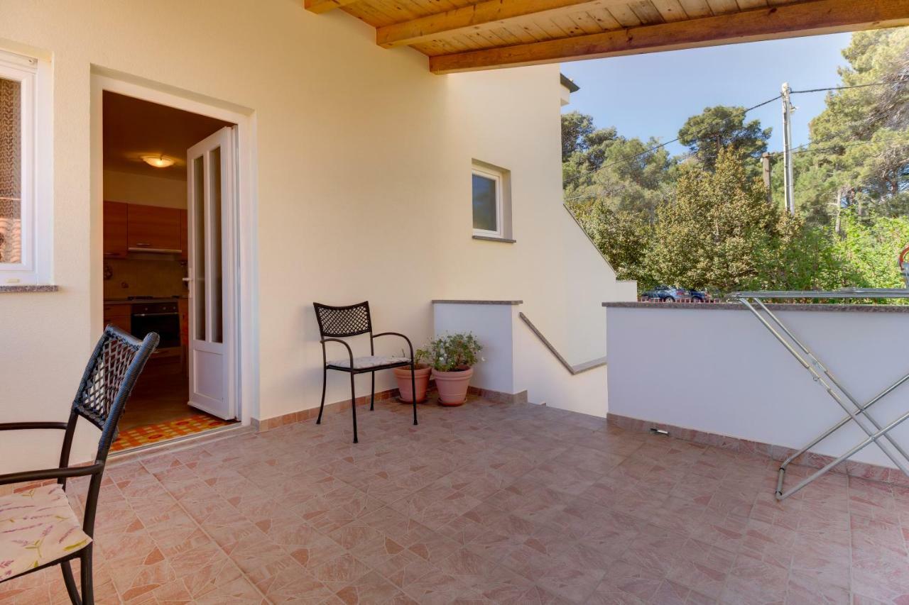 Apartmani Dorita Mali Lošinj Exterior foto