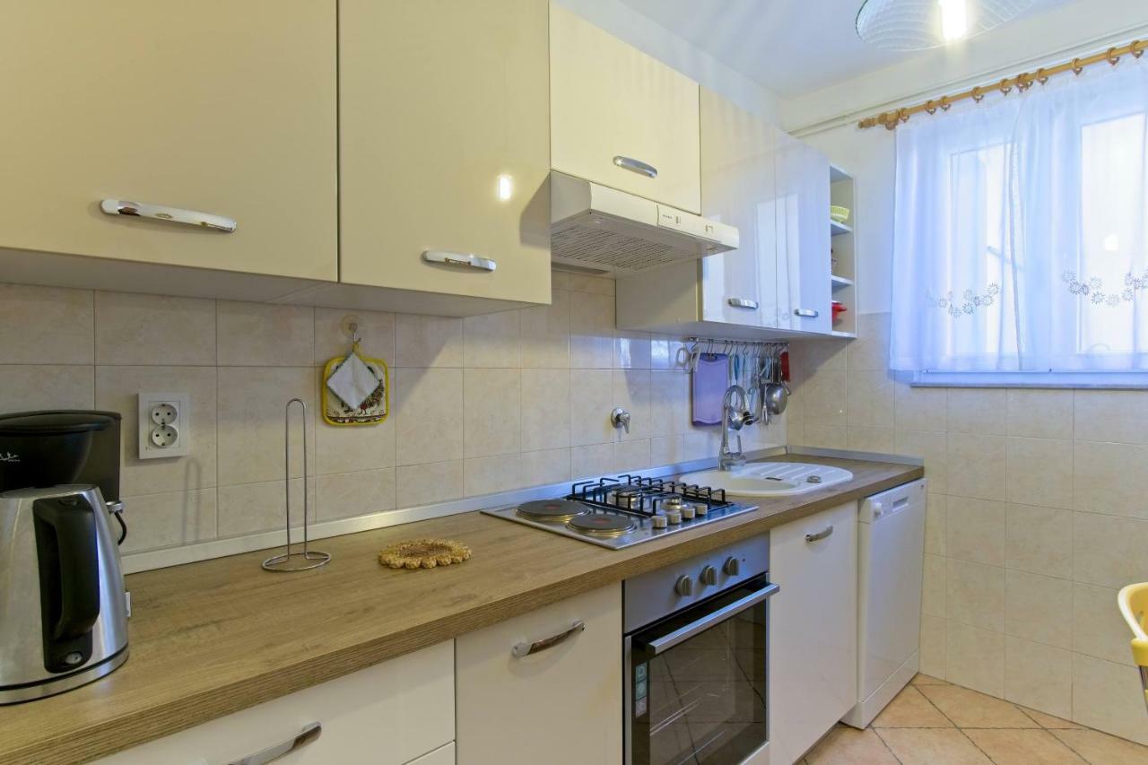 Apartmani Dorita Mali Lošinj Exterior foto