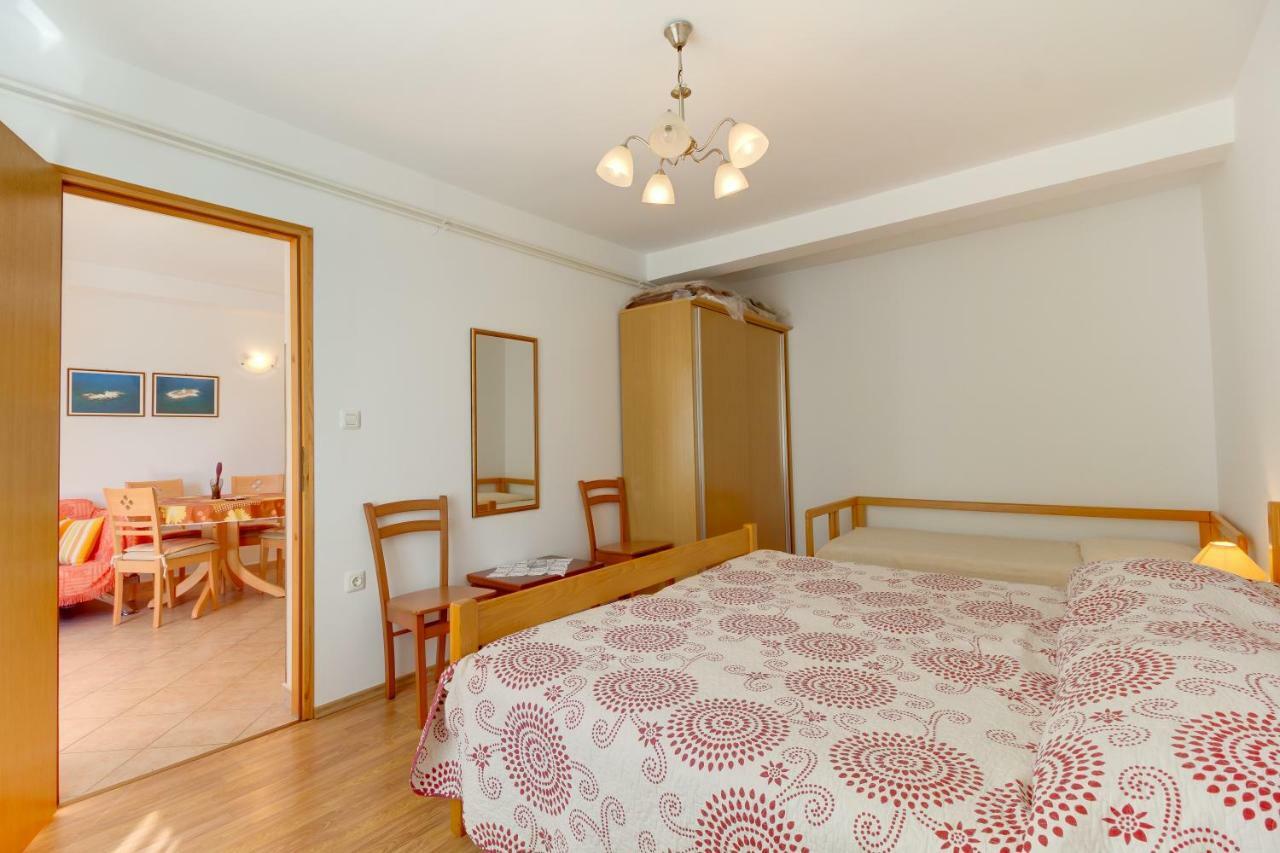 Apartmani Dorita Mali Lošinj Exterior foto